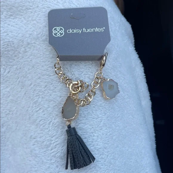 Tassel Bracelet with stone charms Daisy Fuentes nwt gold tone - Picture 1 of 6